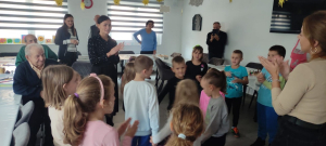 ''ZVJEZDICE'' U POSJETI DNEVNOM CENTRU ZA STARIJE OSOBE