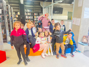 ''KRIJESNICE'' U SUSRETU SA KNJIŽEVNICOM INES MARCIUŠ KRULJA